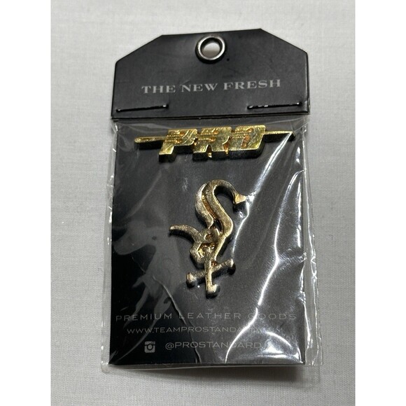 Pro Standard Gold Chicago White Sox Hat Pin MLB Baseball The New Fresh *READ - Picture 2 of 5